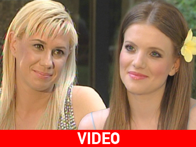 «Θα ‘θελα να παίξω σε σίριαλ». Η Κατερίνα Καραβάτου στην Κιμ Κίλιαν